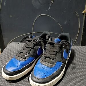 Nike Men's Black and Royal Blue Sneakers